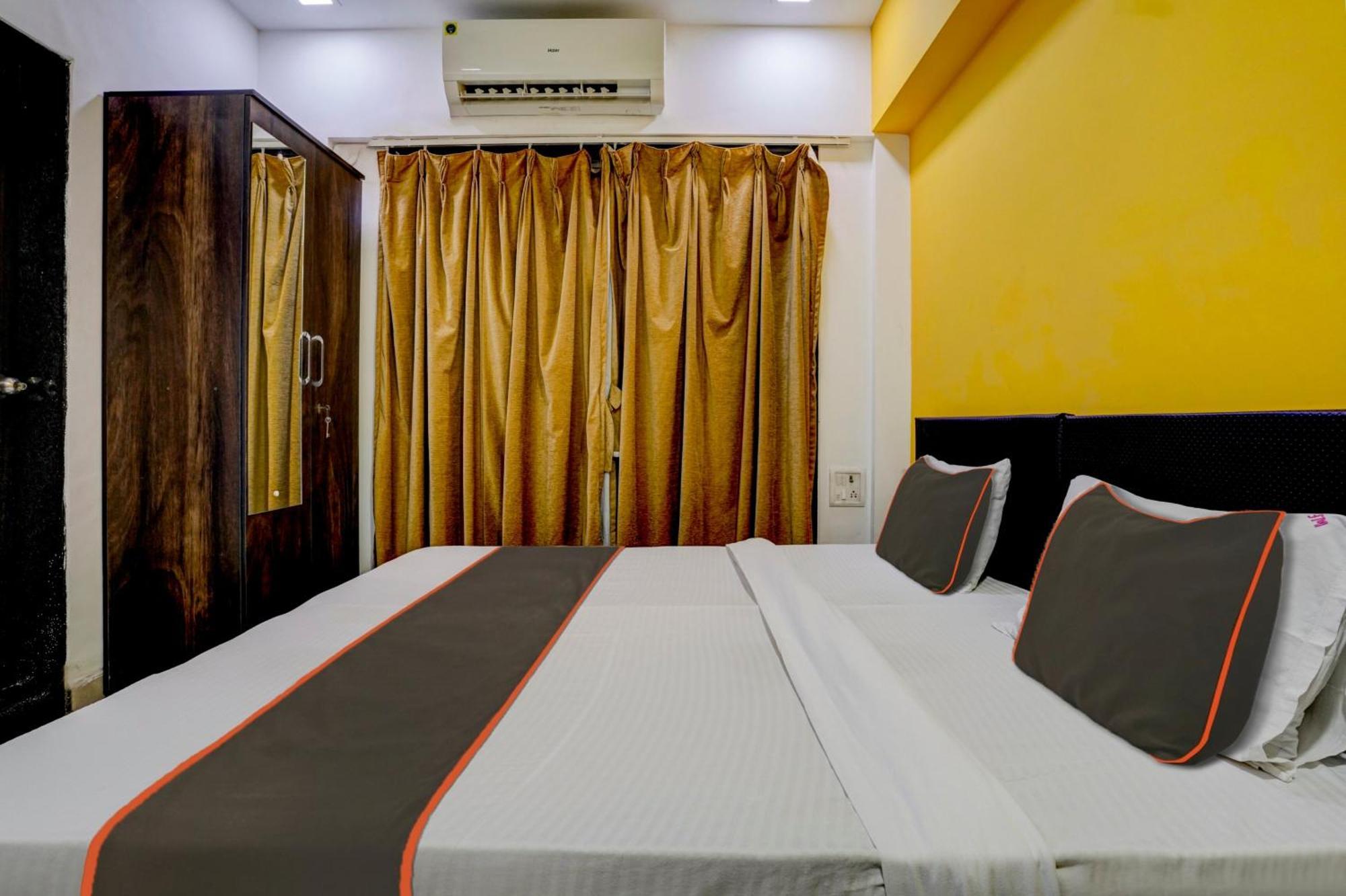 Rio Corporate House Hotel Mumbai Bagian luar foto