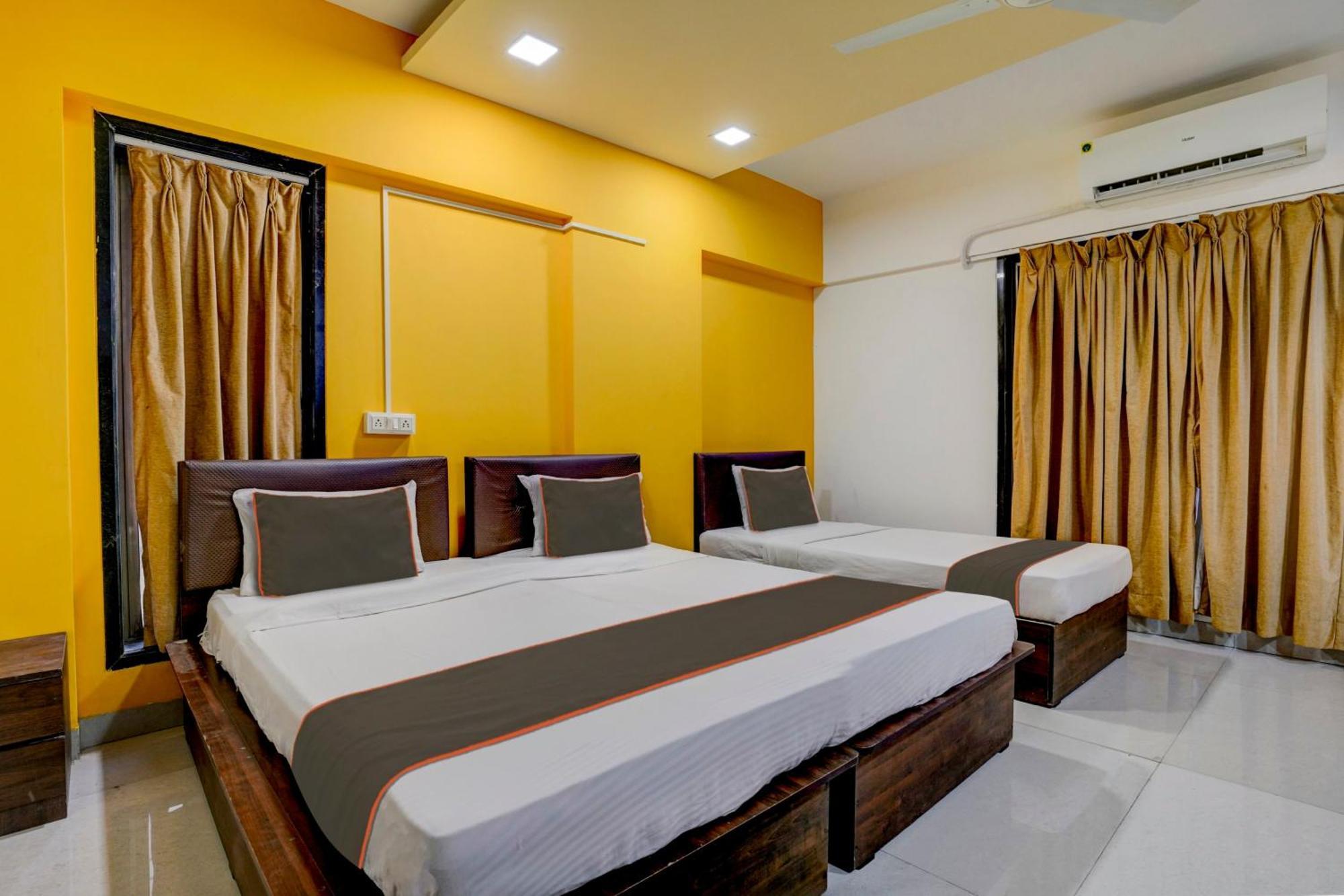 Rio Corporate House Hotel Mumbai Bagian luar foto