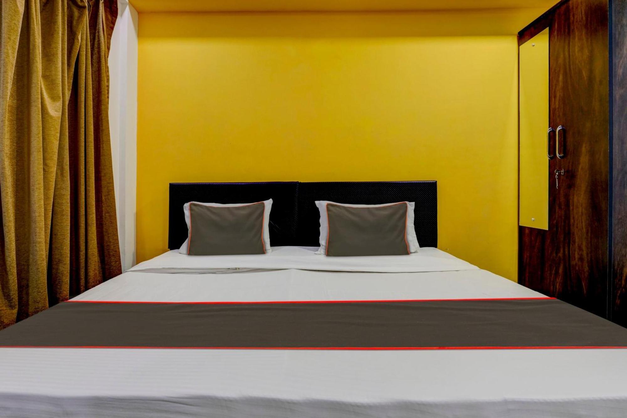 Rio Corporate House Hotel Mumbai Bagian luar foto